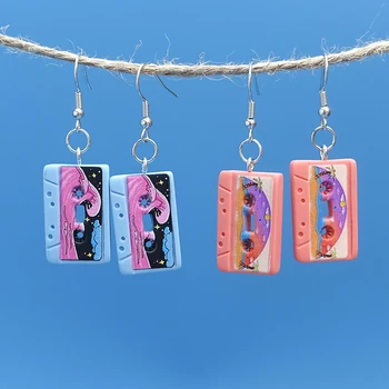 O Coreano Moda Vintage Brincos Para Mulheres Cassete De Música Personalizados Padrões Criativos São Bonitos Acrílico Tendência De Jóias De Luxo
